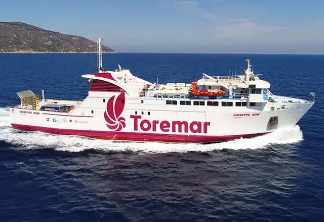 foto Traghetto Giuseppe Rum